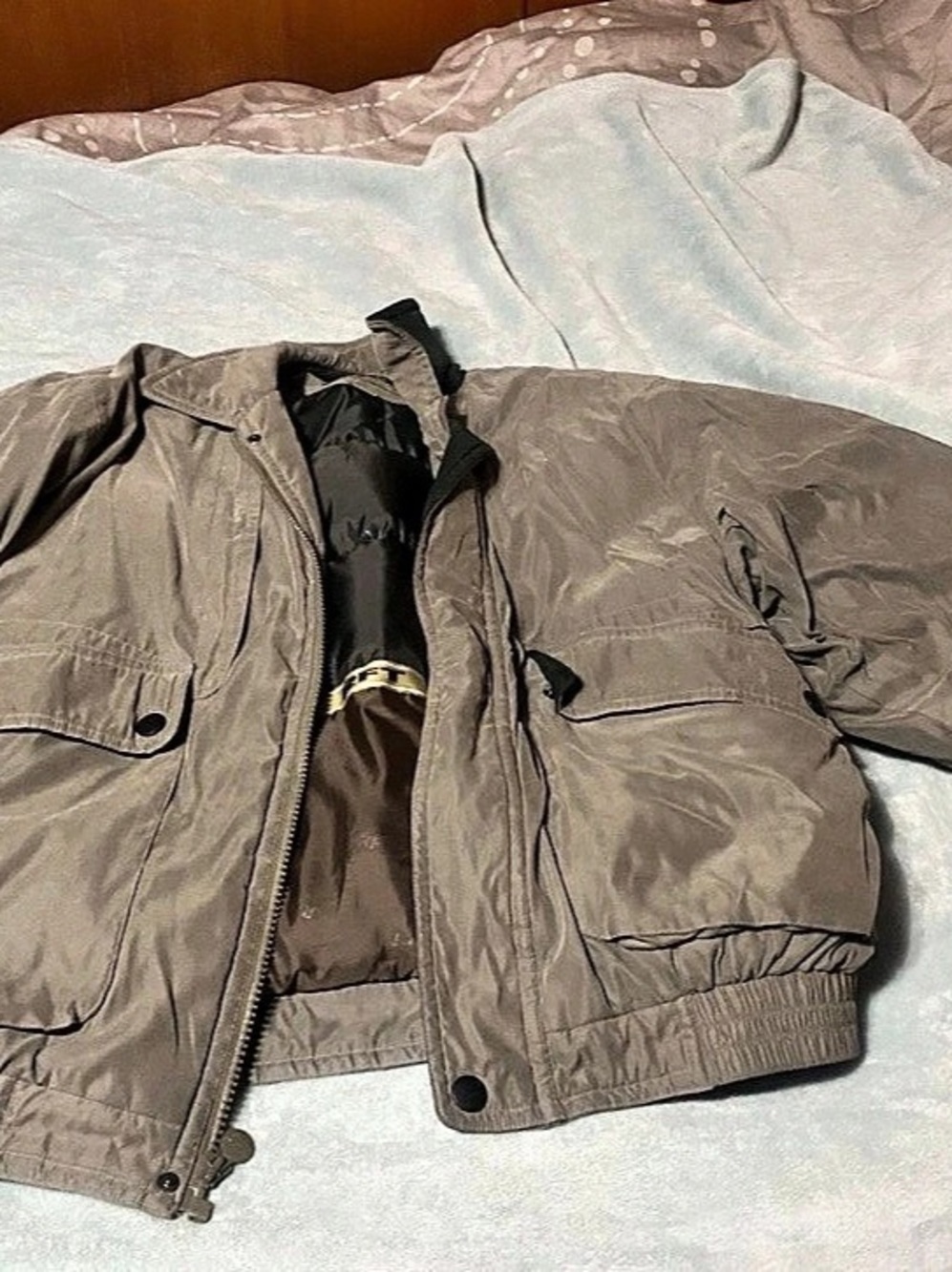 RFT by Rainforest Men's Lightweight Jacket in Brown Like New